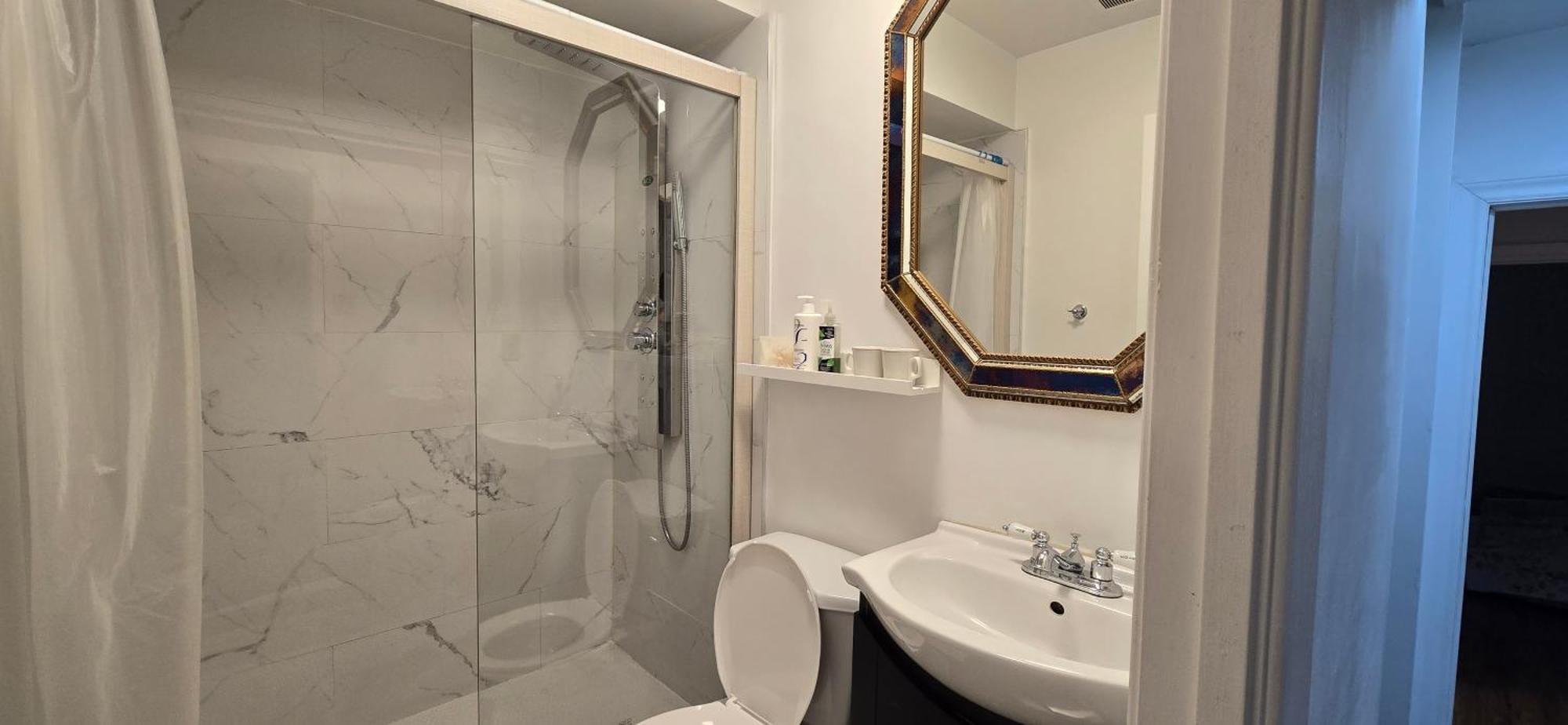 Margie Townhome Suites Toronto Szoba fotó